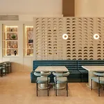 Ami Suites - Arte Mont Kiara